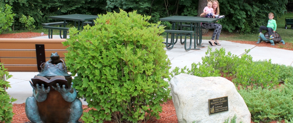 Drop-in-Storytime-Reading-Garden